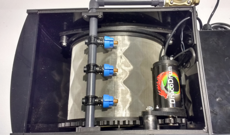 Inside the curved housing part of the filter showing the RDF